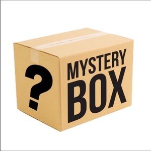 Athletic clothes/workout clothes mystery box!!